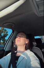 Load and play video in Gallery viewer, Meet Visor Buddy: The Ultimate Sun Visor Extender for Your Car
Visor Buddy is a simple, effective car accessory that clips onto your existing sun visor to plug those annoying gaps where sunlight sneaks in.